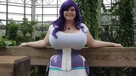 gif big boobs|Big Boobs GIFs